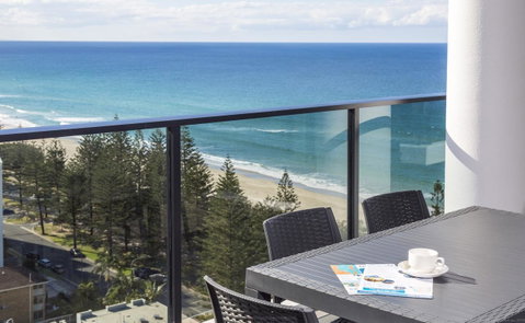Boardwalk Burleigh Beach - Official - Tourism Guide 20
