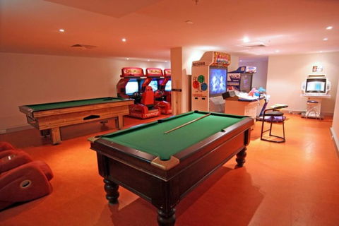Beach Stay - Ocean & Riverview Resort Chevron Renaissance Central Surfers Paradise - Travel Search 29