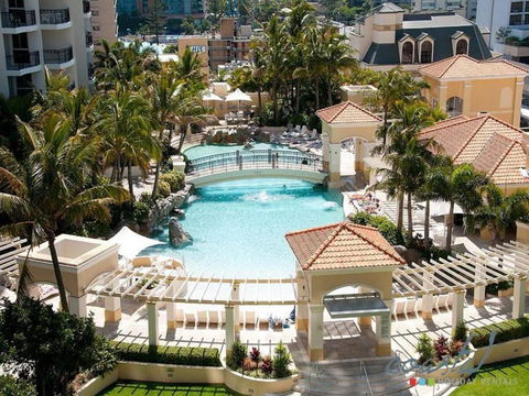 Beach Stay - Ocean & Riverview Resort Chevron Renaissance Central Surfers Paradise - Travel Search 21