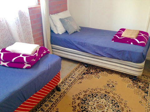 XYL Pets Friendly Seaside Boutique Guesthouse - Tourism Guide 8