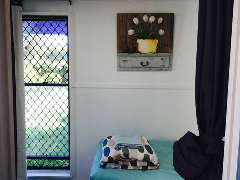XYL Pets Friendly Seaside Boutique Guesthouse - Tourism Guide 7