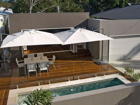 Beach House On Tradewinds Avenue - Travel Search 10