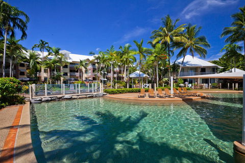 Coral Sands Beachfront Resort - Travel Search 32