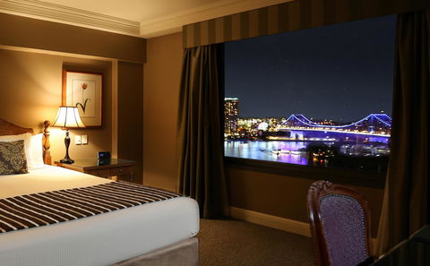 Stamford Plaza Brisbane - Cruises Travel 23