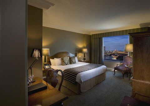 Stamford Plaza Brisbane - Cruises Travel 7