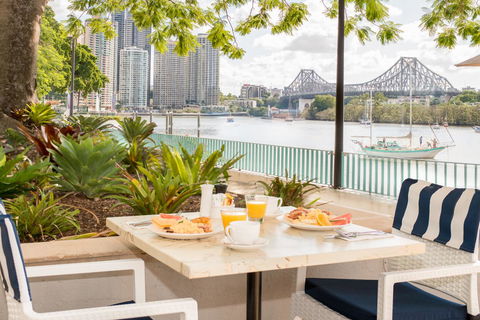 Stamford Plaza Brisbane - Cruises Travel 8