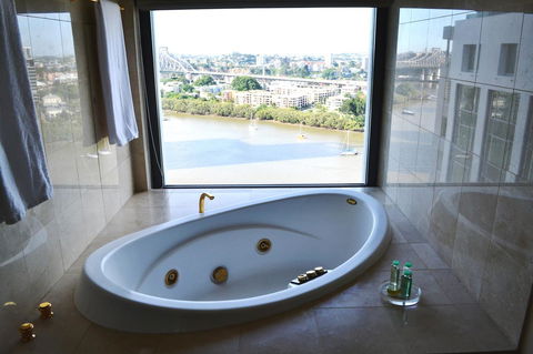 Stamford Plaza Brisbane - Cruises Travel 41