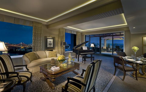 Stamford Plaza Brisbane - Cruises Travel 5