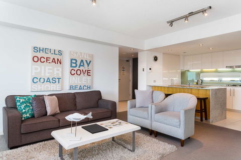 Proximity Waterfront Apartments - Tourism Guide 32