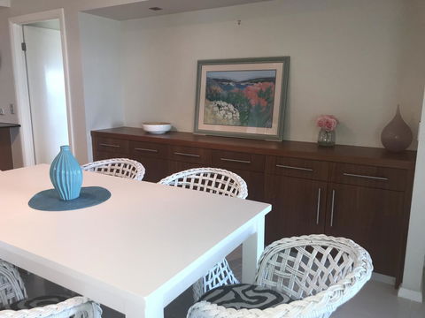 Proximity Waterfront Apartments - Tourism Guide 8