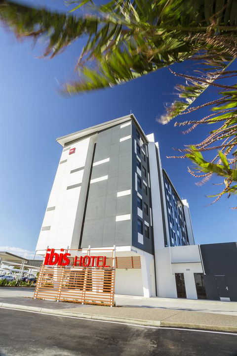 Ibis Mackay - Travel Agents 9