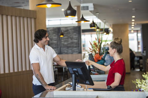 Ibis Mackay - Travel Agents 7