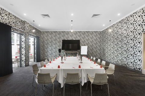 Ibis Mackay - Travel Agents 43