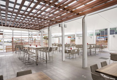 Ibis Mackay - Travel Agents 13