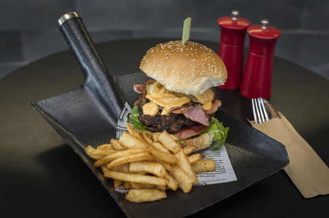 Ibis Mackay - Travel Agents 34