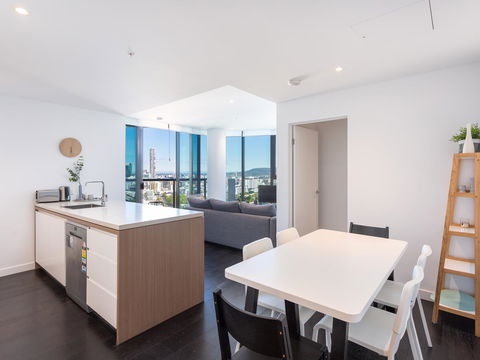 Hostrelax Residences On Alfred - Tourism Guide 34