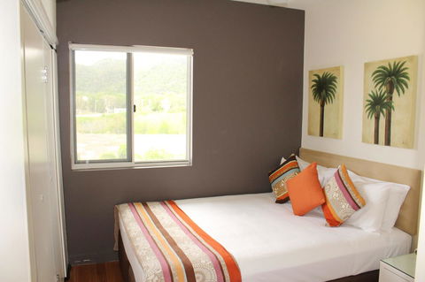 Beachside Apartment 17 - Travel Search 12