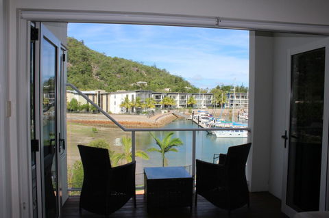 Beachside Apartment 17 - Travel Search 2