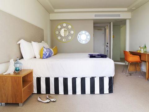 QT Gold Coast - Travel Search 3