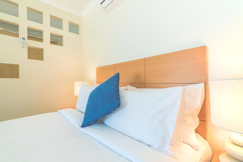 At The Sound Noosa Motel - Tourism Guide 27