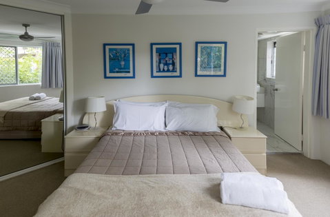 Le Beach Apartments - Tourism Guide 7