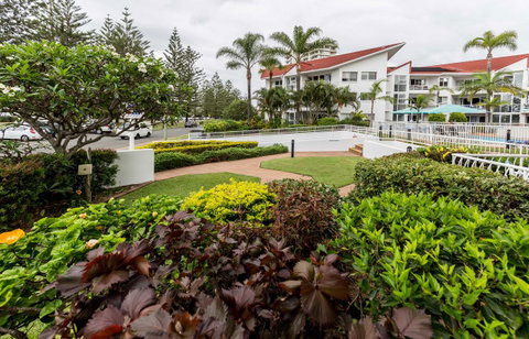 Le Beach Apartments - Tourism Guide 12