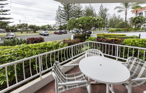Le Beach Apartments - Tourism Guide 6
