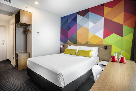 Ibis Styles Brisbane Elizabeth Street - Cruises Travel 20