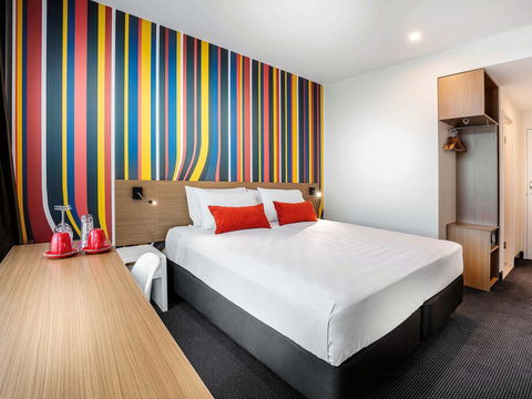 Ibis Styles Brisbane Elizabeth Street - Cruises Travel 36