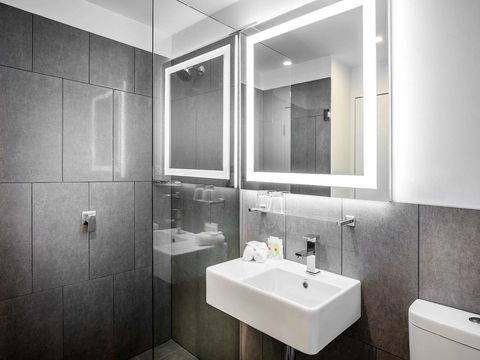 Ibis Styles Brisbane Elizabeth Street - Cruises Travel 38