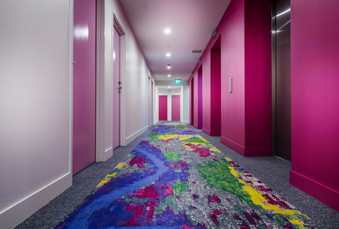 Ibis Styles Brisbane Elizabeth Street - Cruises Travel 13