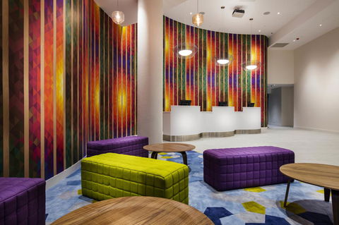 Ibis Styles Brisbane Elizabeth Street - Cruises Travel 18