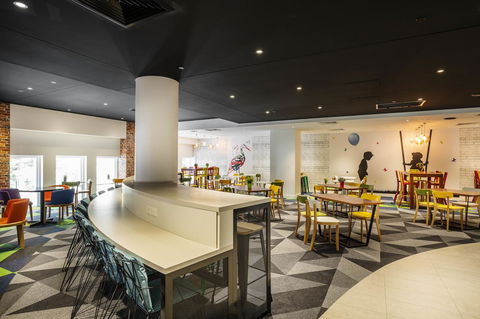 Ibis Styles Brisbane Elizabeth Street - Cruises Travel 25