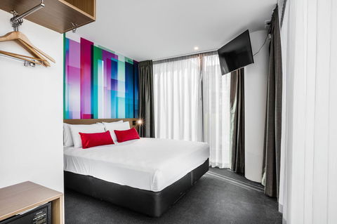 Ibis Styles Brisbane Elizabeth Street - Cruises Travel 15