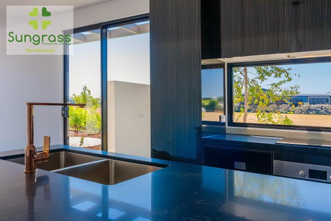 The Residences At The Peninsula - Tourism Guide 26