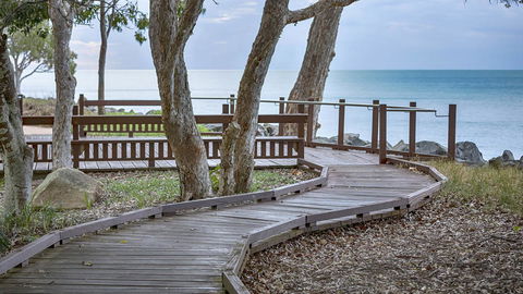 Oaks Hervey Bay Resort And Spa - Tourism Guide 4