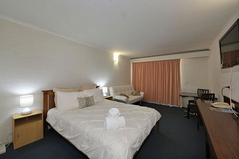 Alexandra Park Motor Inn - Tourism Guide 18