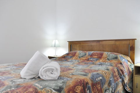Alexandra Park Motor Inn - Tourism Guide 31