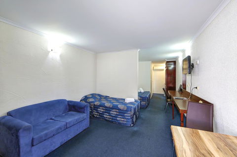 Alexandra Park Motor Inn - Tourism Guide 5