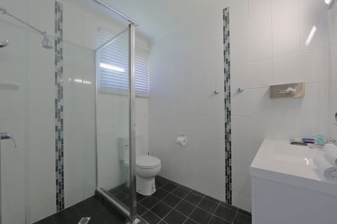 Alexandra Park Motor Inn - Tourism Guide 19