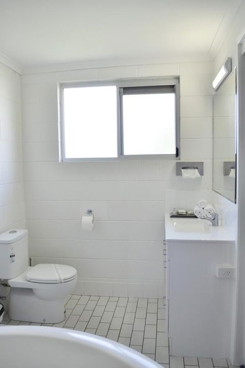 Alexandra Park Motor Inn - Tourism Guide 39