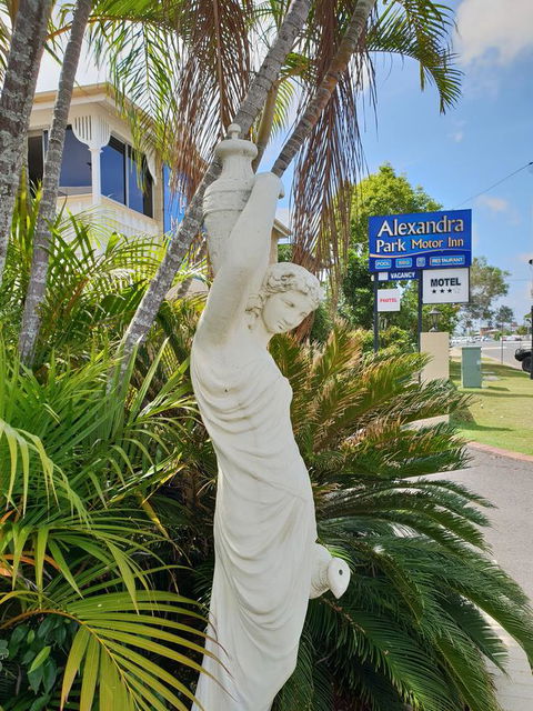 Alexandra Park Motor Inn - Tourism Guide 0