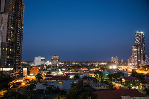 Woodroffe Hotel - Tourism Guide 28