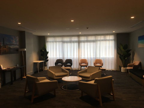 Woodroffe Hotel - Tourism Guide 5