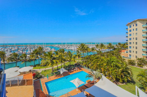 Mantra Mackay - Travel Search 18