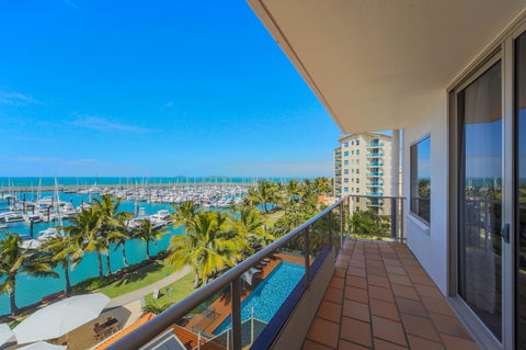 Mantra Mackay - Travel Search 15