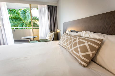 Mercure Brisbane Spring Hill - Cruises Travel 20