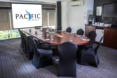 Mercure Brisbane Spring Hill - Cruises Travel 33
