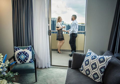 Mercure Brisbane Spring Hill - Cruises Travel 40