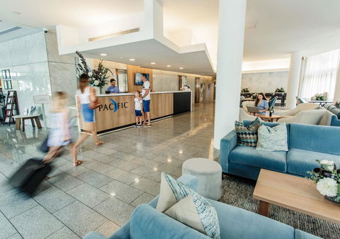 Mercure Brisbane Spring Hill - Cruises Travel 0